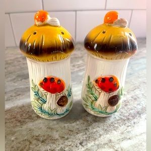 Merry Mushroom Sears Roebuck & Co. Salt and Pepper Shakers 1976